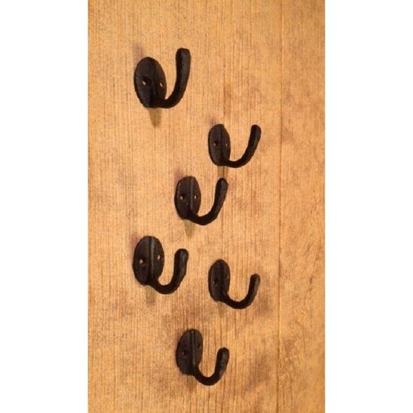 Two (2) Small 1 1/2" tall Cast Iron Robe / Coat Hook two (2) 0170-01203 - Picture 6 of 12